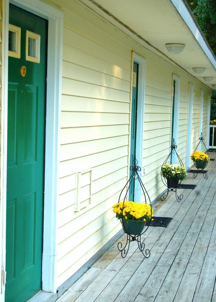 Inn On The Hill Lake George Exterior foto