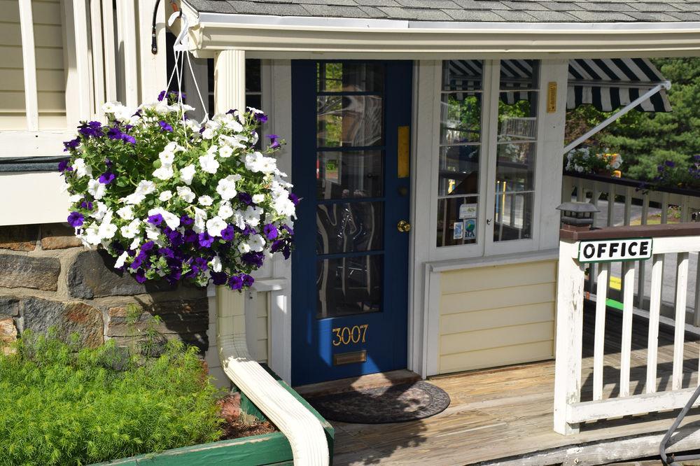 Inn On The Hill Lake George Exterior foto